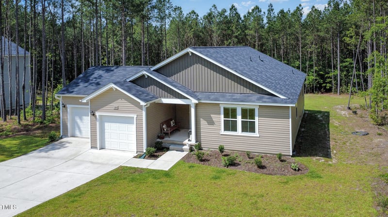 108 Rocking Horse Ln, Sanford, NC 27332