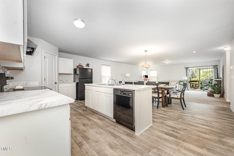 108 Rocking Horse Ln, Sanford, NC 27332