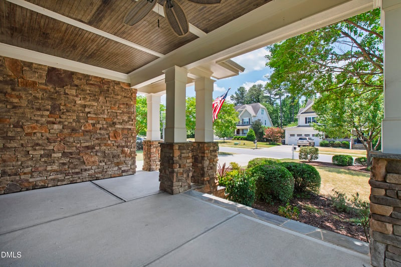 108 Roslin Way, Holly Springs, NC 27540