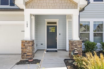 108 Select Ct, Holly Springs, NC 27540