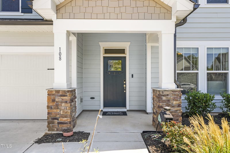 108 Select Ct, Holly Springs, NC 27540