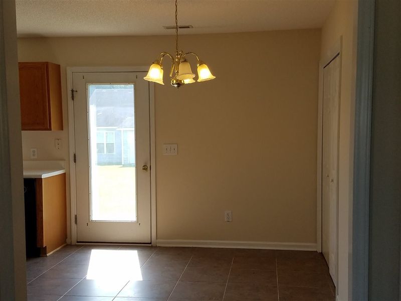 108 Shadow Bend Ln, Selma, NC 27576