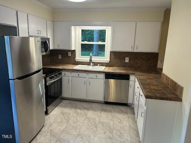 108 Shadowbrook Dr, Hillsborough, NC 27278