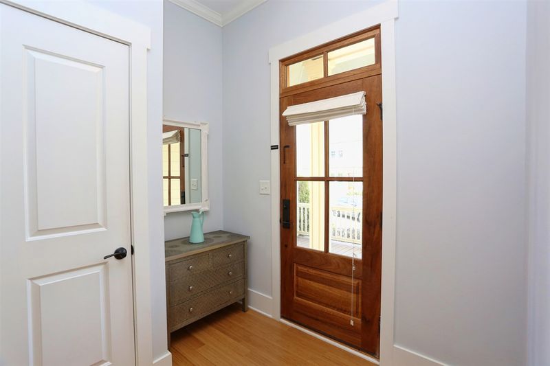 108 Sharp St, Chapel Hill, NC 27516