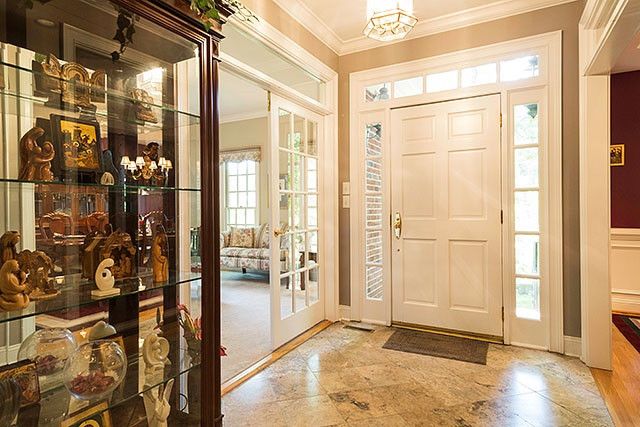 108 Sierra Dr, Chapel Hill, NC 28514