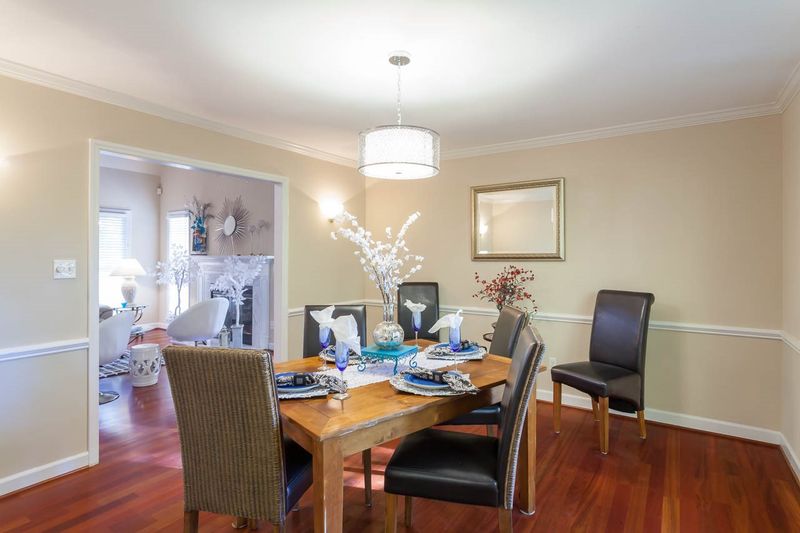 108 Silverbrook Dr, Cary, NC 27513