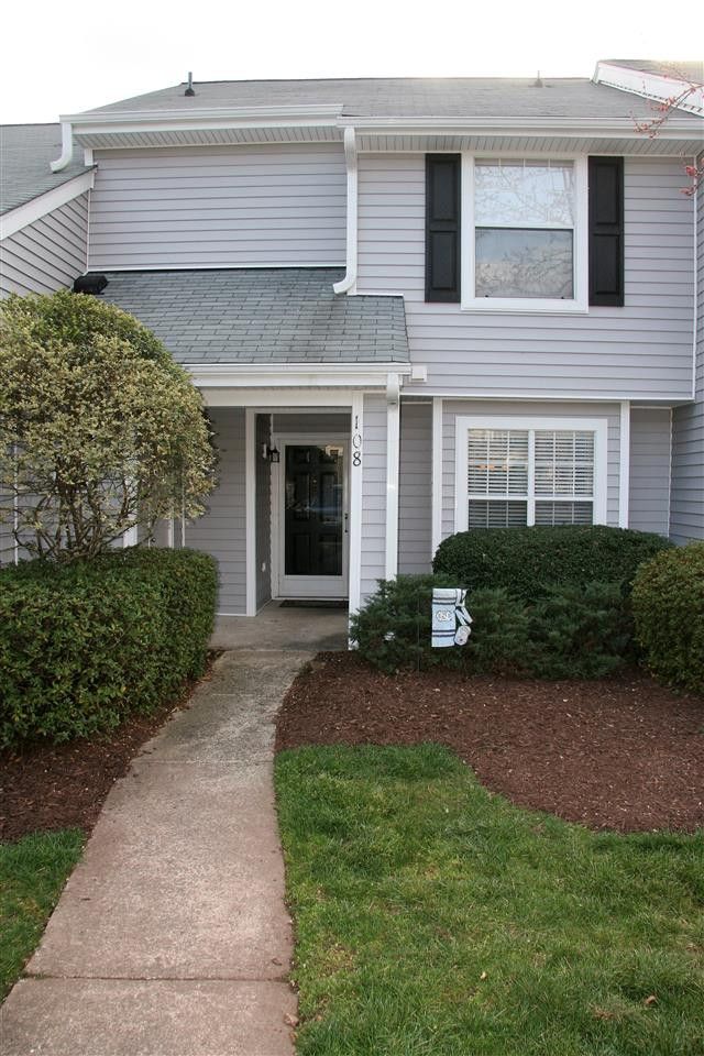 108 Sir Richard Ln, Chapel Hill, NC 27517