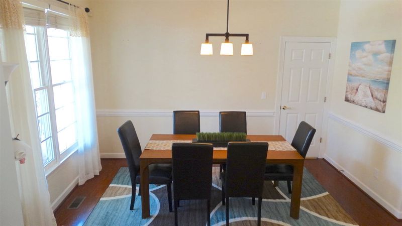 108 Sir Walker Ln, Cary, NC 27519