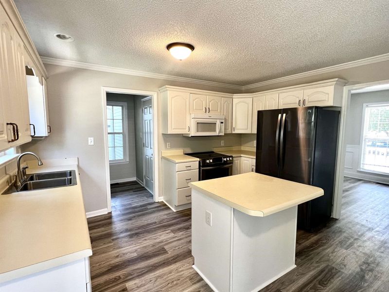 108 Spinel Ln, Knightdale, NC 27545