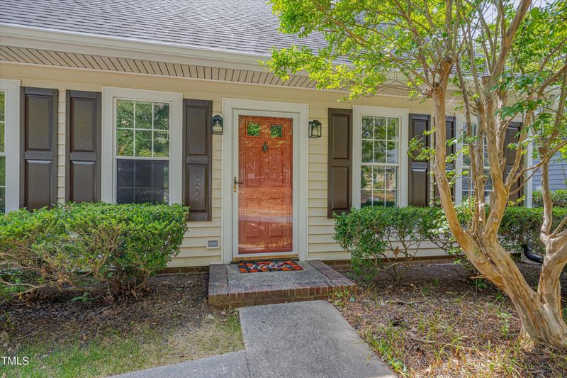 108 St Thomas Dr, Chapel Hill, NC 27517