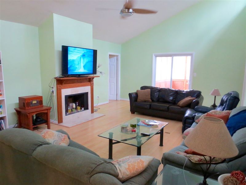 108 Stones Throw, Chapel Hill, NC 27516