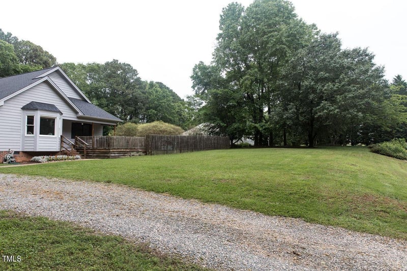 108 Sue Kim Dr, Youngsville, NC 27596