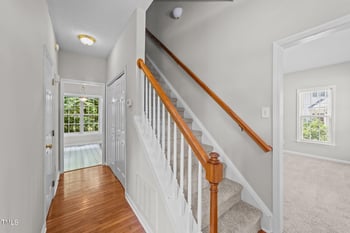 108 Tarlow Ct, Cary, NC 27513
