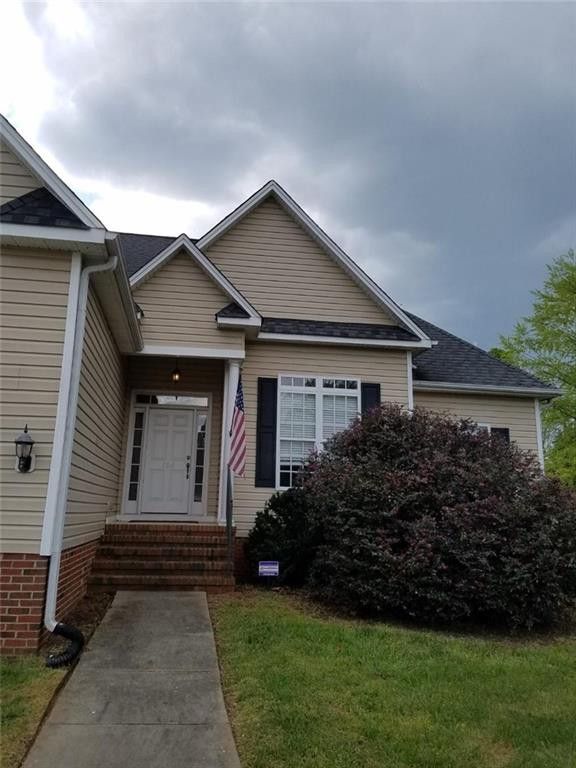 108 Tate Dr, Burlington, NC 27215