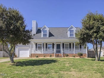 108 Teal Lake Dr, Holly Springs, NC 27540