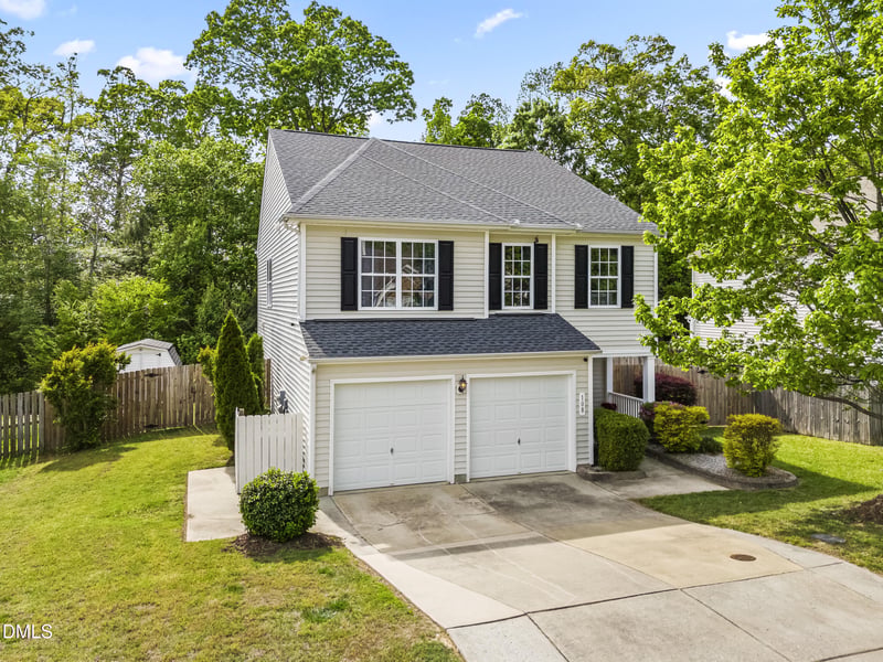 108 Trevor Ridge Dr, Holly Springs, NC 27540