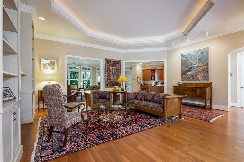 108 Tweed Pl, Chapel Hill, NC 27517