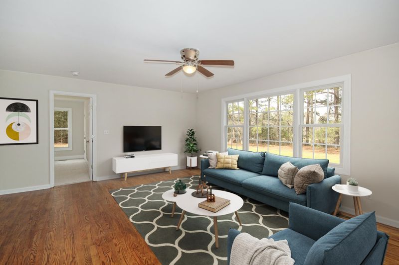 108 Walnut Dr, Benson, NC 27504