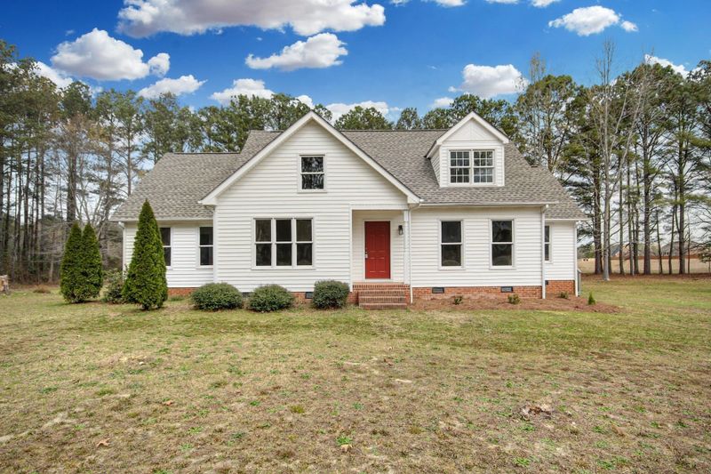 108 Walnut Dr, Benson, NC 27504