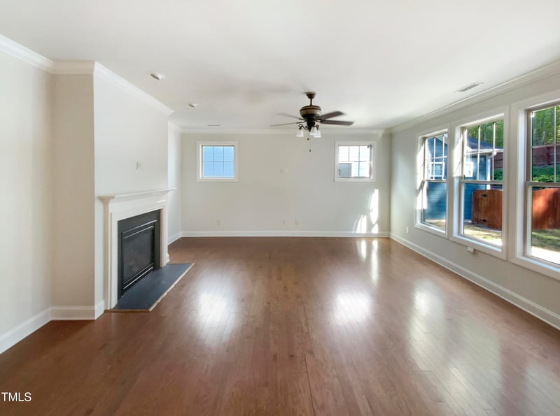 108 Warm Wood Ln, Apex, NC 27539