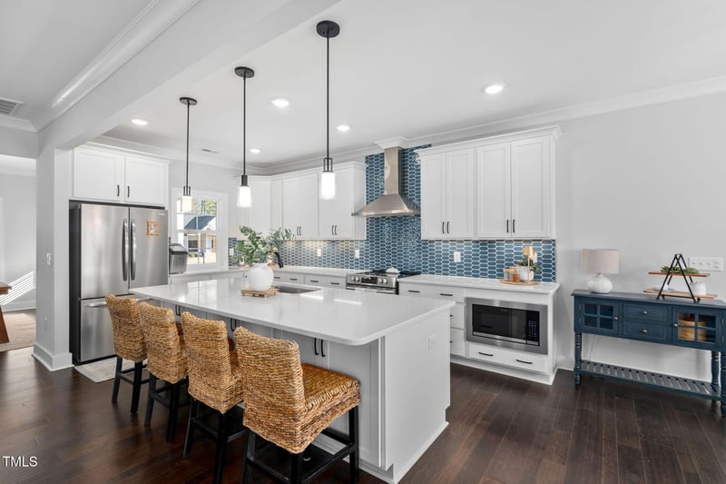108 Waterfall Dr, Sanford, NC 27330