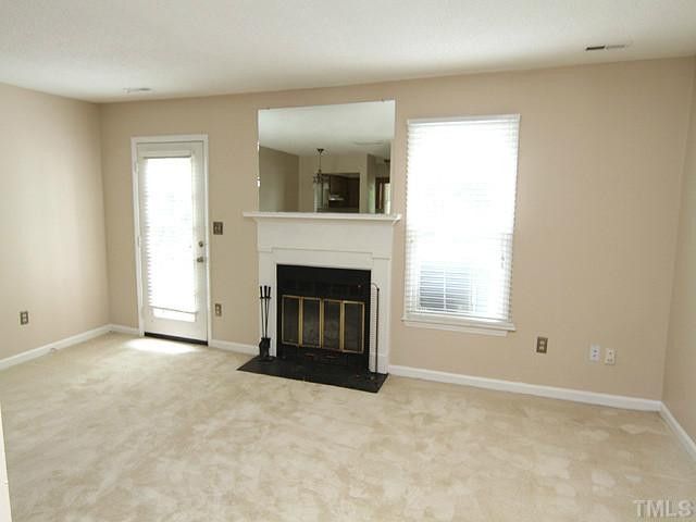 108 Weathersfield Dr, Durham, NC 27713