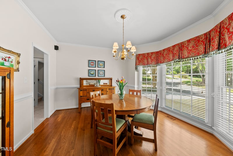 108 Westport Dr, Cary, NC 27511