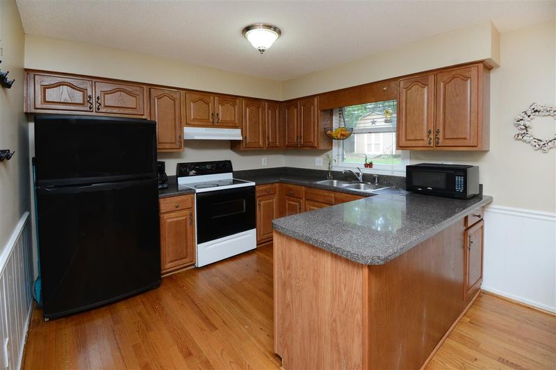 108 Whithorne Dr, Garner, NC 27529