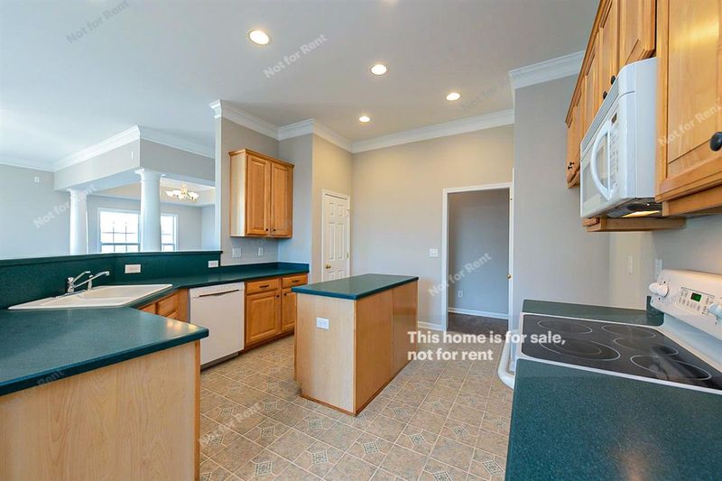 108 Whitney Ln, Durham, NC 27713