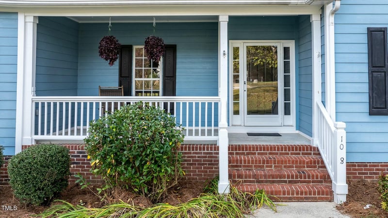 108 Yorkbury Dr, Clayton, NC 27527