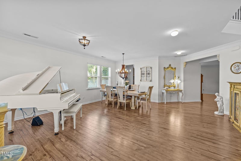 108 Yosemite Ct, Holly Springs, NC 27540