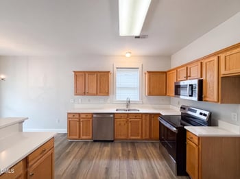 10801 Cokesbury Ln, Raleigh, NC 27614