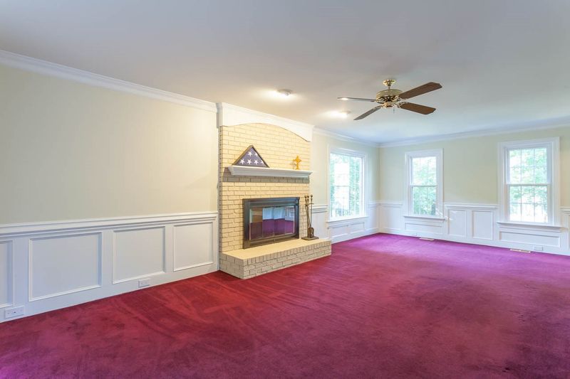 10804 Cahill Rd, Raleigh, NC 27614