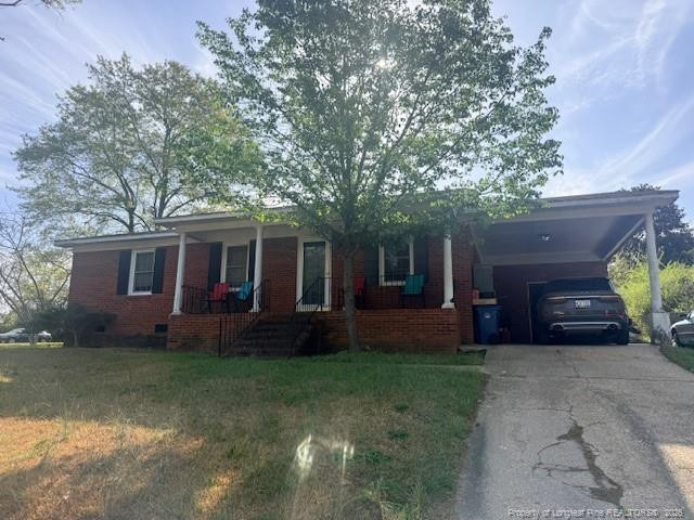1081 Madonna Dr, Fayetteville, NC 28311