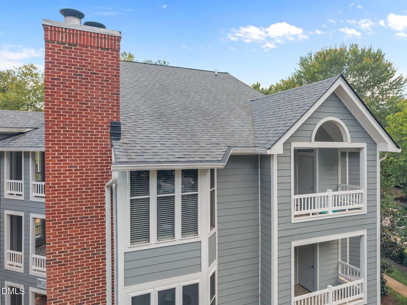 1081 Wirewood Dr #301, Raleigh, NC 27605
