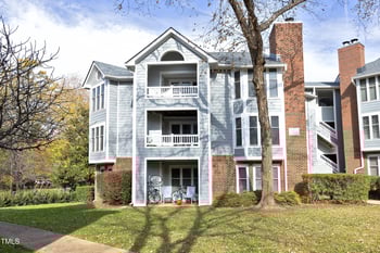 1081 Wirewood Dr #302, Raleigh, NC 27605