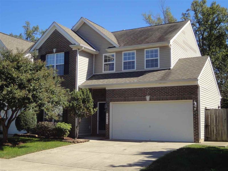 10810 Laurnet Pl, Raleigh, NC 27614