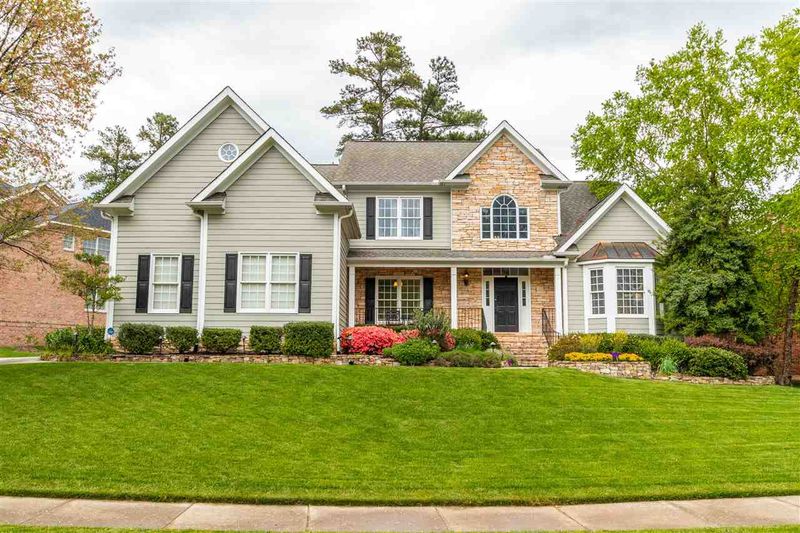 10816 Round Brook Cir, Raleigh, NC 27617