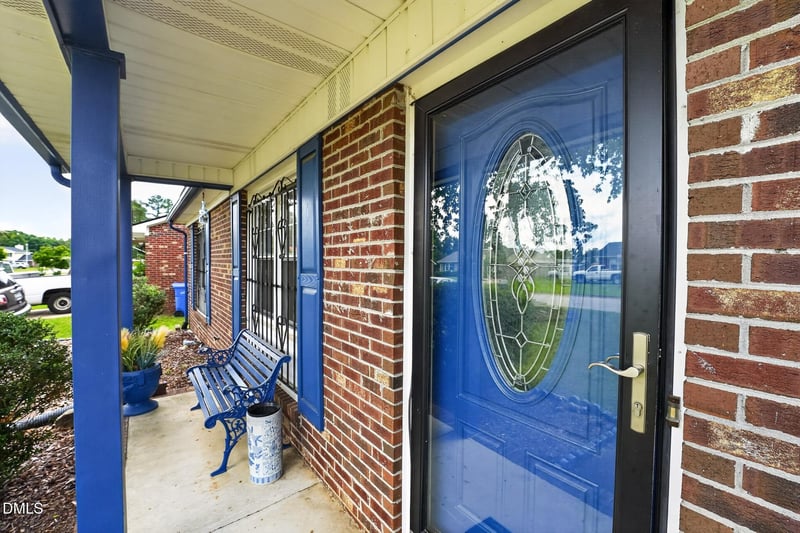 1082 Quail Meadow Dr, Fayetteville, NC 28314