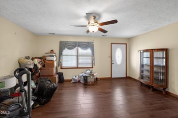 1082 Quail Meadow Dr, Fayetteville, NC 28314