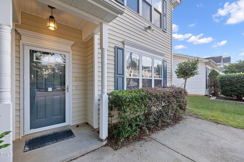 10821 Farmville Rd, Raleigh, NC 27614