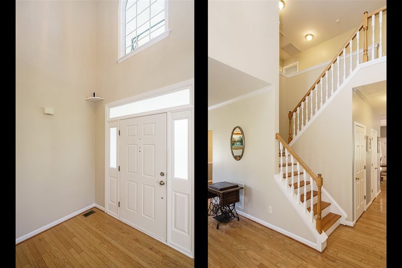 1083 Mosstree Dr, Apex, NC 27502