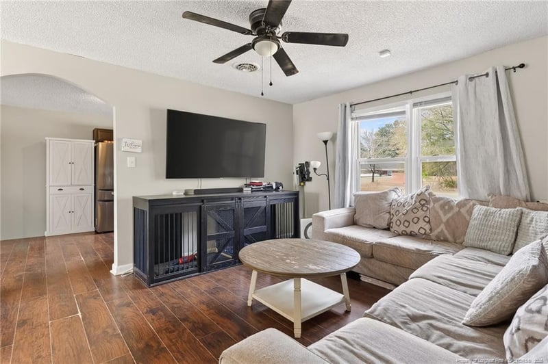 1083 Strickland Bridge Rd, Fayetteville, NC 28304