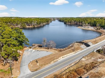 1083 Strickland Bridge Rd, Fayetteville, NC 28304