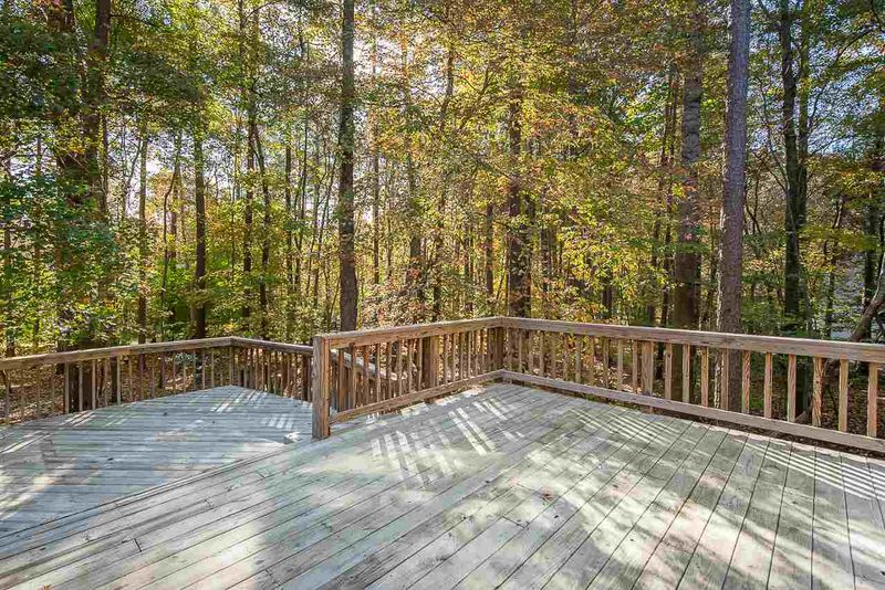 10832 Cahill Rd, Raleigh, NC 27614