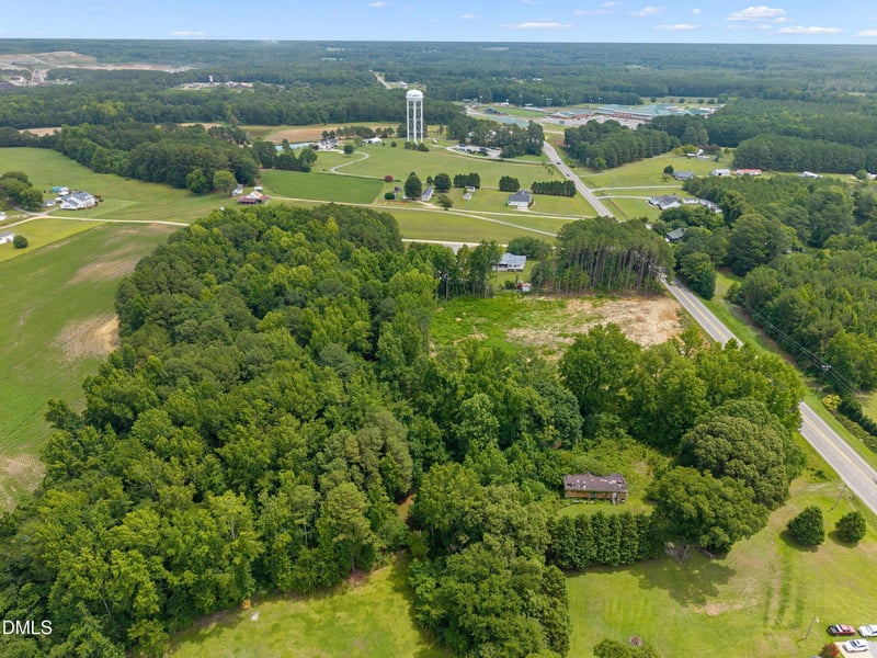 10834 Us 301 , Benson, NC 27504
