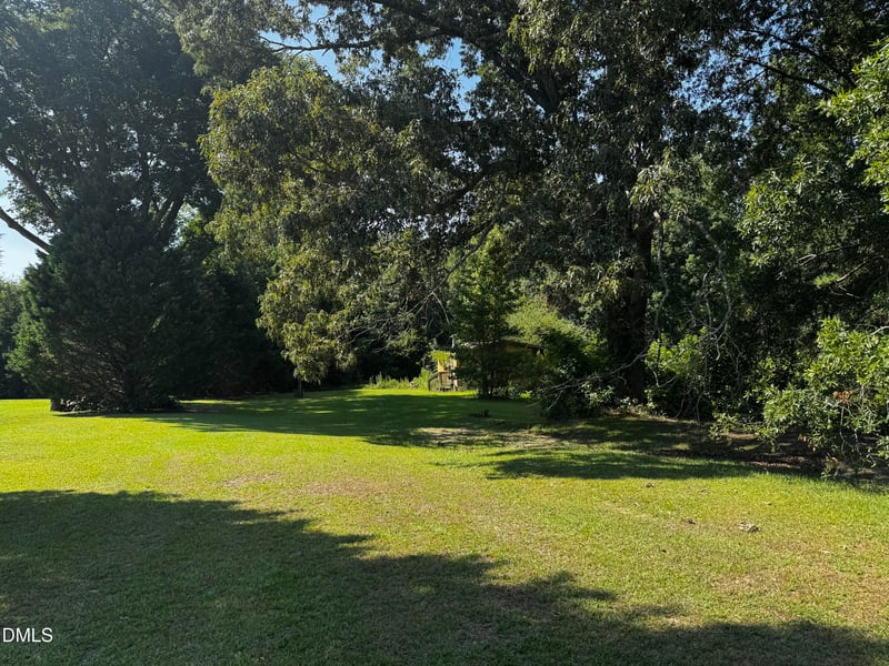 10834 Us 301 , Benson, NC 27504