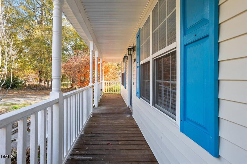 1084 Mclemore Rd, Clayton, NC 27520