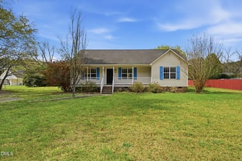 1084 Mclemore Rd, Clayton, NC 27520