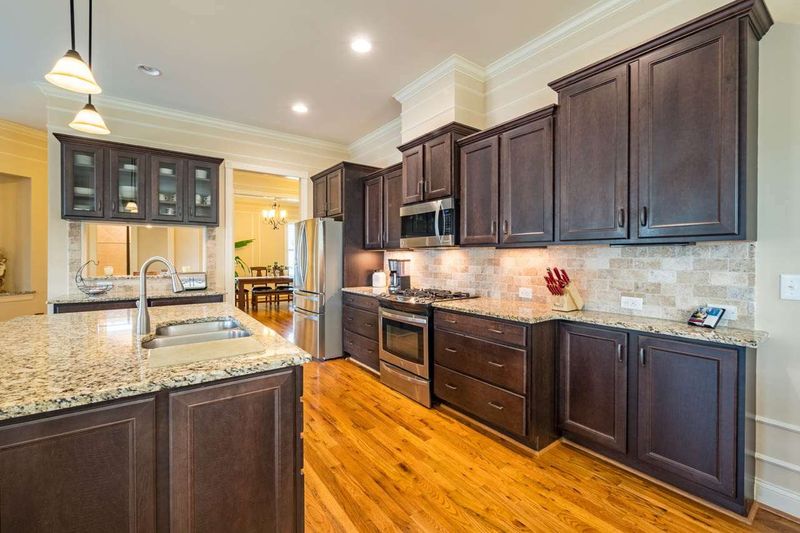 1084 Torrence Dr, Apex, NC 27502